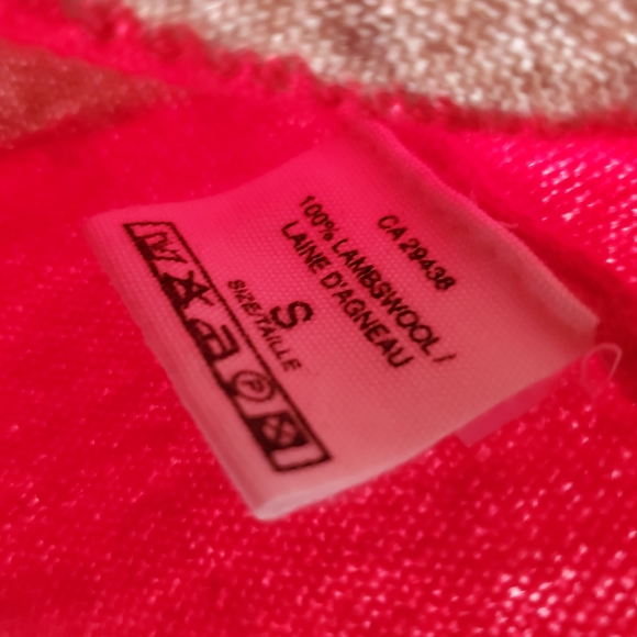 Mansted 100% Lambswool Tart Red donut shape patthern sweater Small - Picture 6 of 7